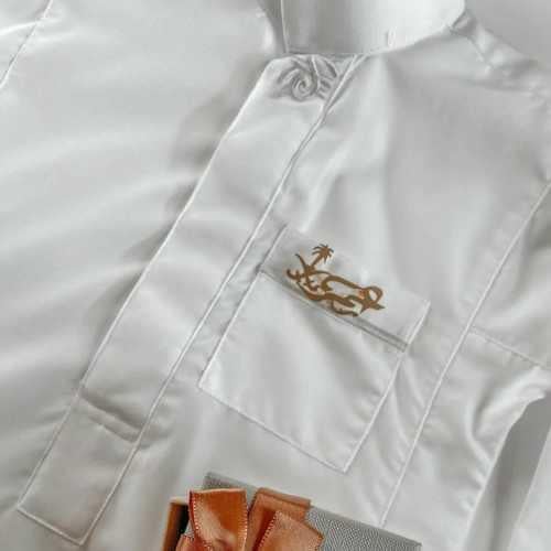 بروش أطفال بالأسم بتصميم شعار المملكة