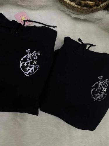 بلوفر شكل قلب تصميم حسب الطلب