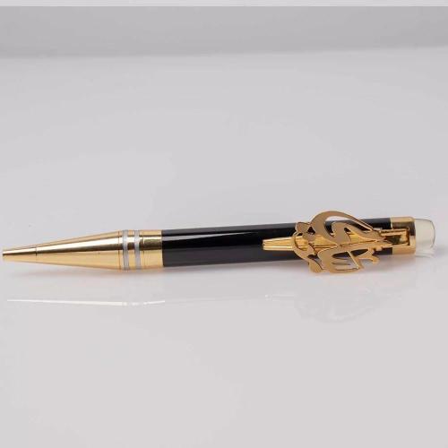 قلم عربي بالاسم بتصميم أنيق