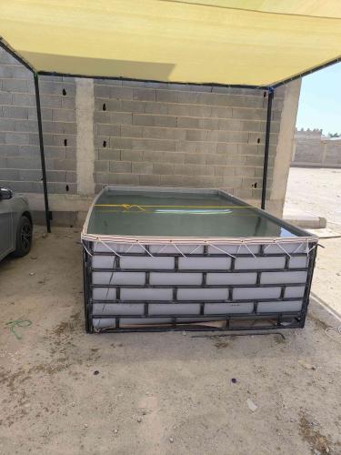 حوض ماء للابل والحلال