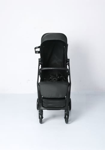 إلفي أوتو ( عربة أطفال تلقائية الطي )