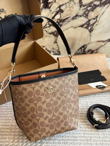 كوتش بوكيت باق