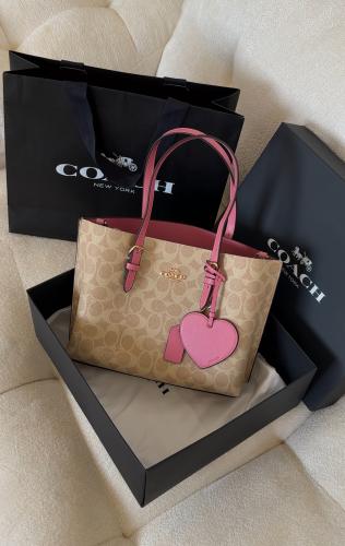 كوتش مولي هارت