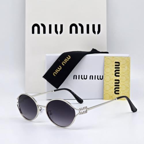 نظاره miu miu الترند