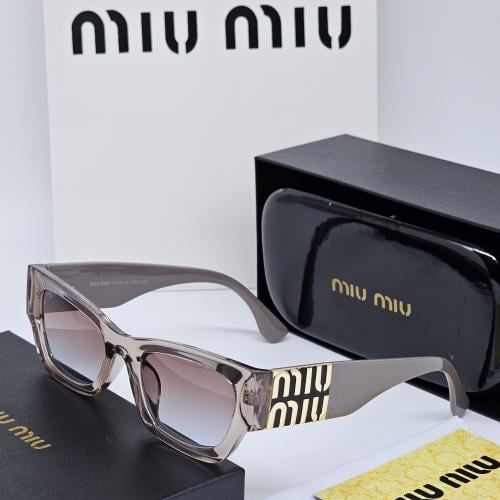 نظاره miu miu