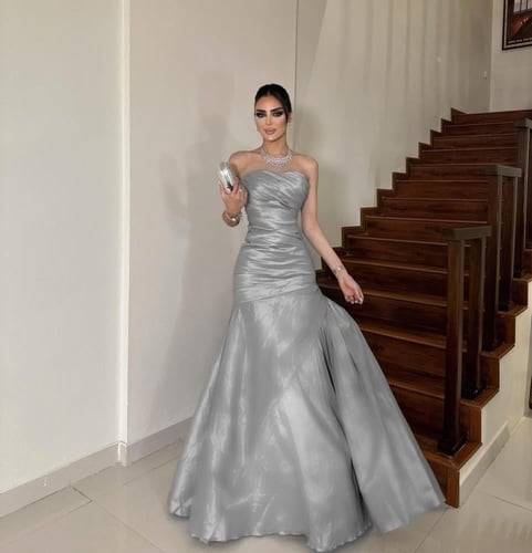 فستان اسمهان