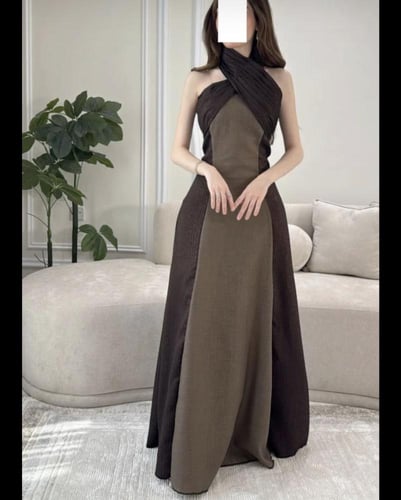 فستان ناعم لف رقبة