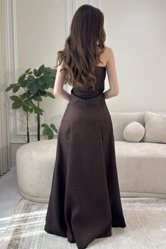 فستان ناعم لف رقبة