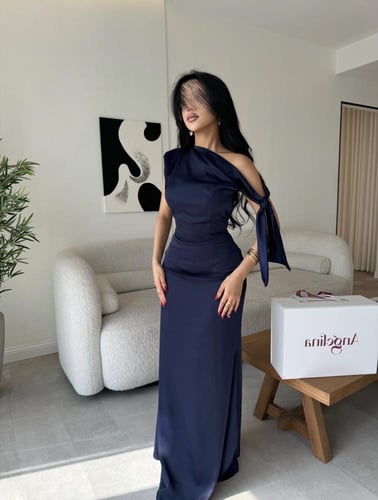 فستان كحلي ناعم G106