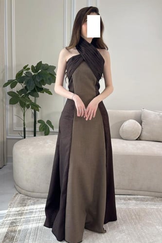 فستان ناعم لف رقبة