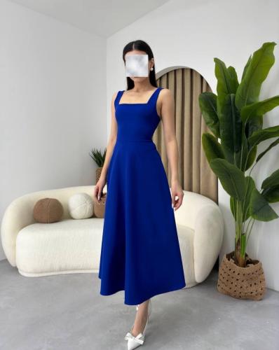 فستان نيلي قصير