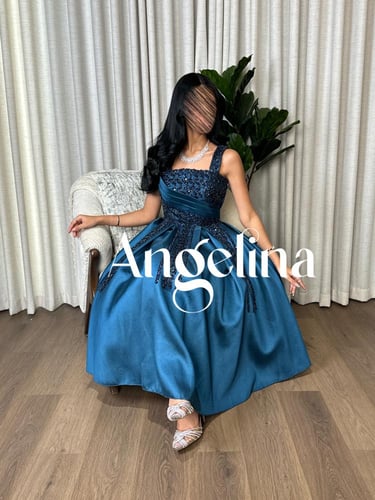 فستان سهرة بترولي