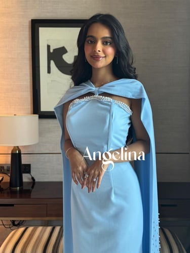 فستان سماوي بشال