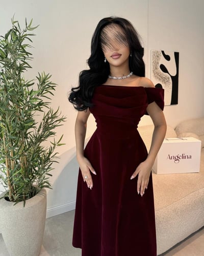 فستان بورغندي قصير مخمل G201