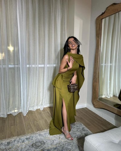 فستان زيتي فاتح