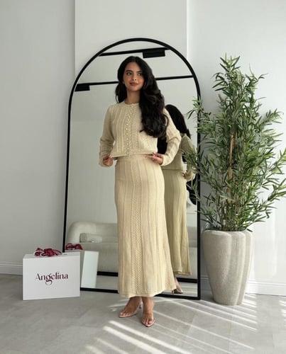 طقم تنوره لون بيج G132