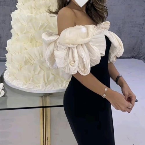 فستان اسود كرنكل