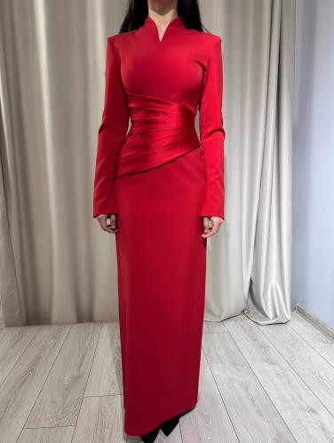 فستان احمر ساتر