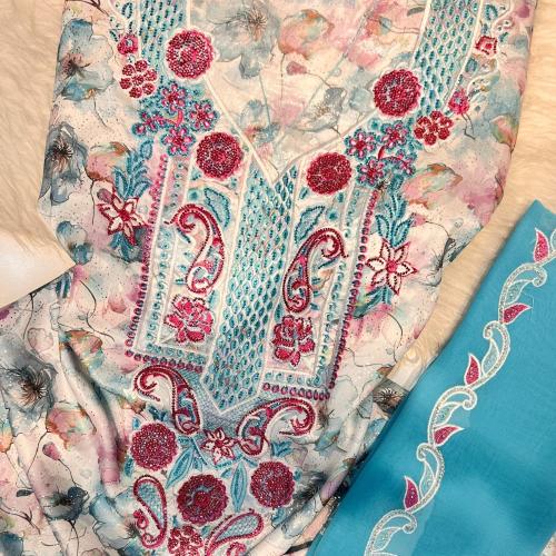 عرض اليوم الوطني 95 شامل التوصيل والشحن