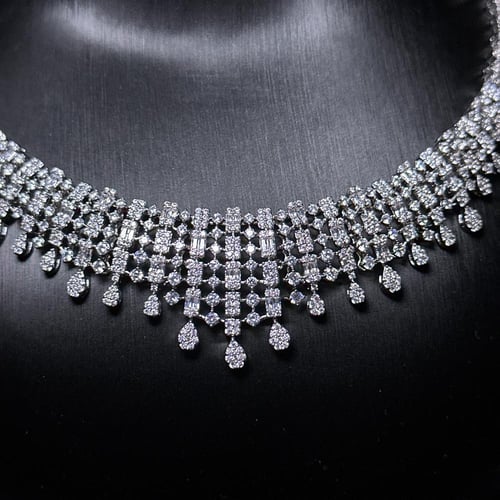 طقم اكسسوار سهرة نسائي زركون تصميم الماس