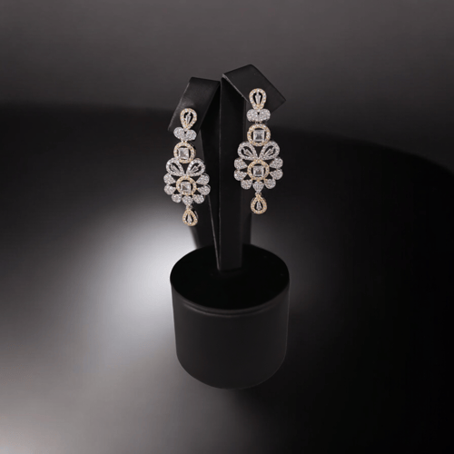 طقم اكسسوار نسائي سهرة زركون طويل ابيض وذهبي تصميم...