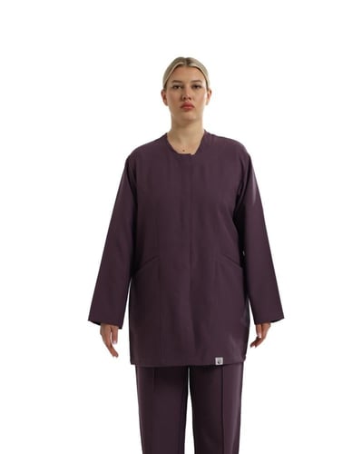 جاكيت طبي نسائي لون لحمي