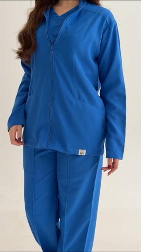 جاكيت طبي نسائي لون Yale Blue سماوي غامق