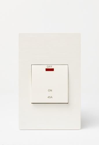 مفتاح مكيف 45 امبير 7*14