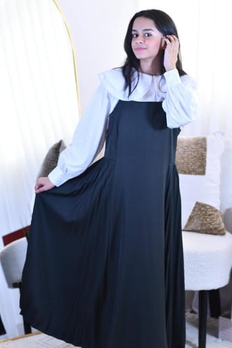 مريول زيتي متوسط بتصميم مع كسرات