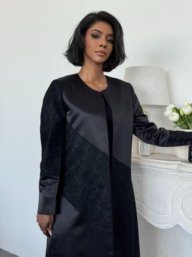 عباية سَحَر