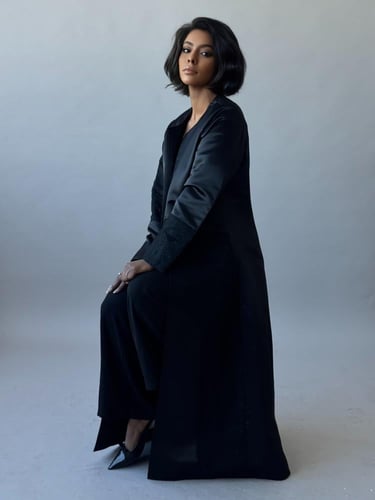 عباية سَحَر