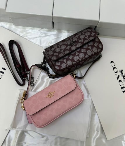 شنطة كوتش | COACH