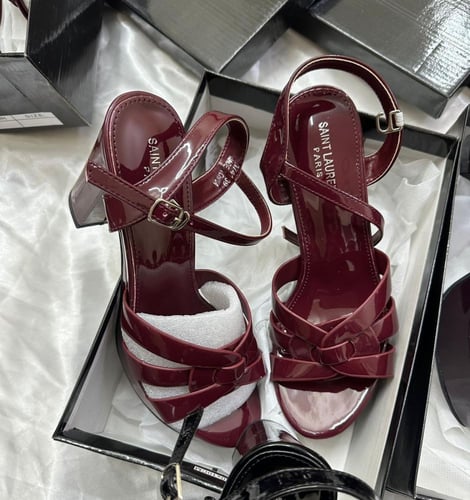 صندل سان لوران