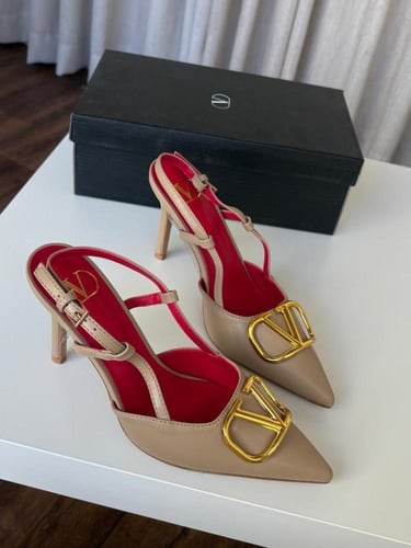 كعب لويس فيتون