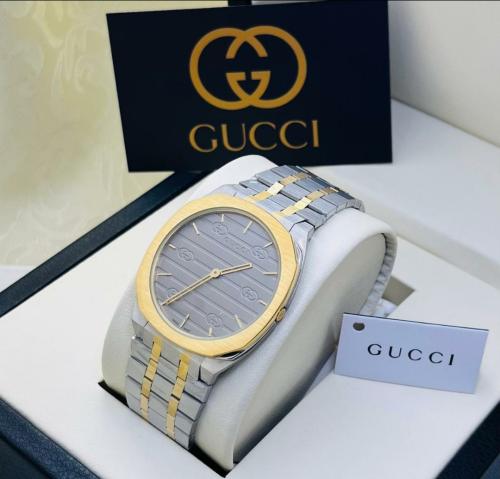 GUCCI men's watch with all its accessories