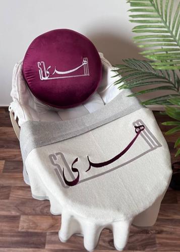 بطانية بالاسم