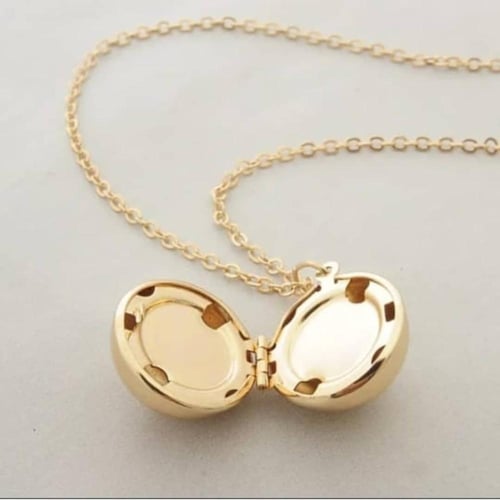 قلادة الذكرى