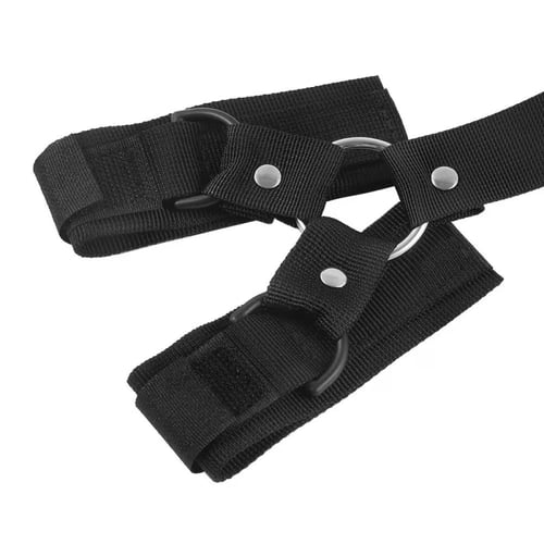 قيود اليدين والرقبه