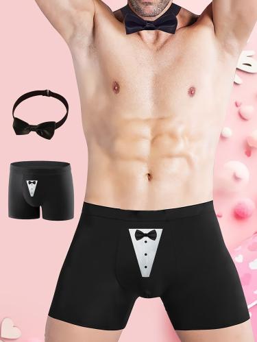 زوج من الملابس الداخلية الرجالية الجذابة مع طباعة...