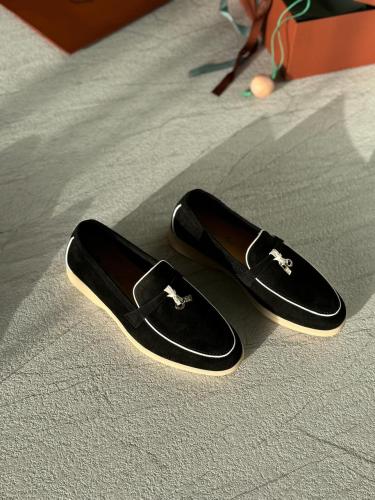 FLAT LORO PIANA