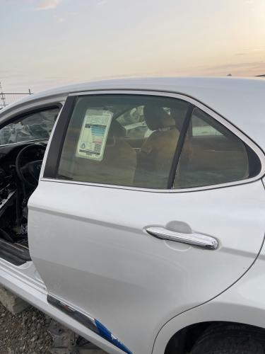 باب خلفي يسار سيارة تويوتا كامري موديل 2021 2022 2...