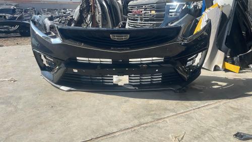 صدام أمامي مع الشبك سيارة جيلي توجيلا موديل 2022