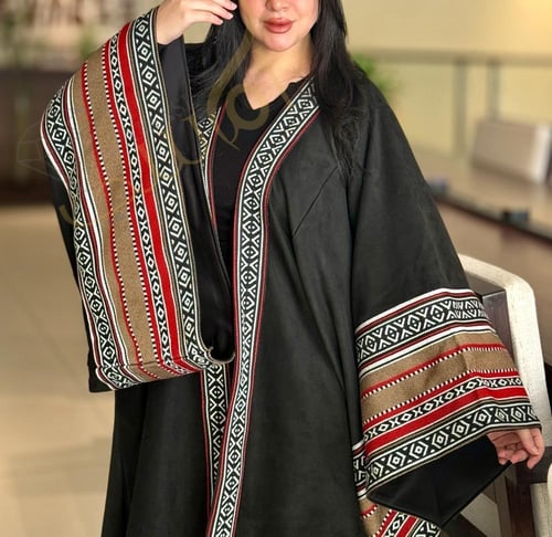 بشت جوخ نسائي مطرزه بسدو تراثي بشكل جديد