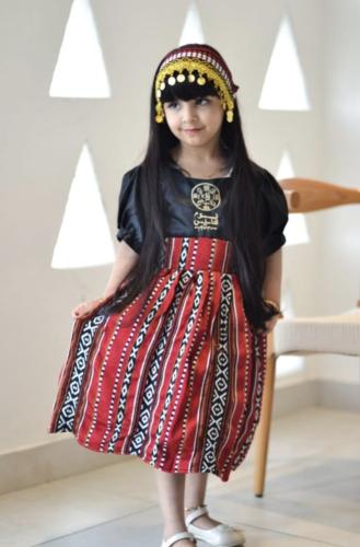 فستان بتصميم جديد مع هامة الراس