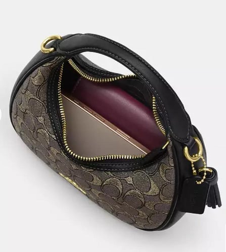 شنطة كوتش Coach Carmen Mini أصلية – قماش مقصّب وجل...