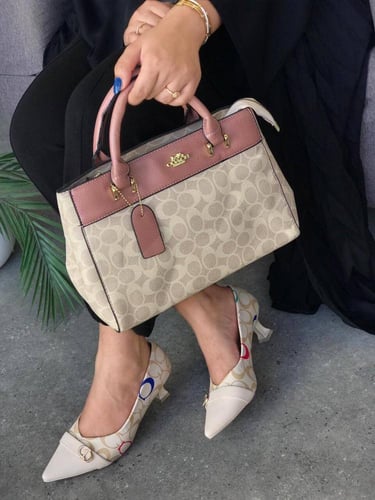 طقم نسائي شنطه + حذاء كوتش