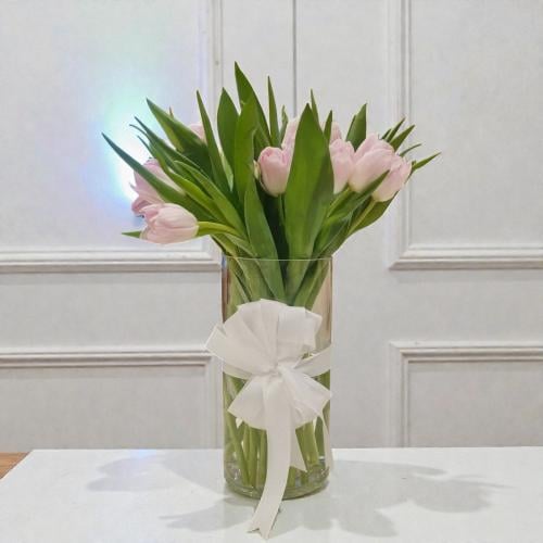 مزهرية التوليب الوردي 20 وردة