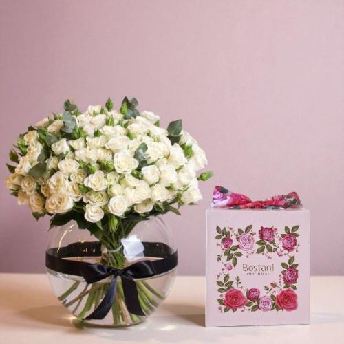 مزهرية بيبي روز أبيض مع شوكولانة بستاني