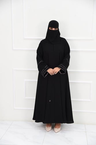 عباية كاجوال بتصميم نص كلوش