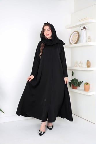 عباية سادة كلوش كم عادي بكسرة في الخلف
